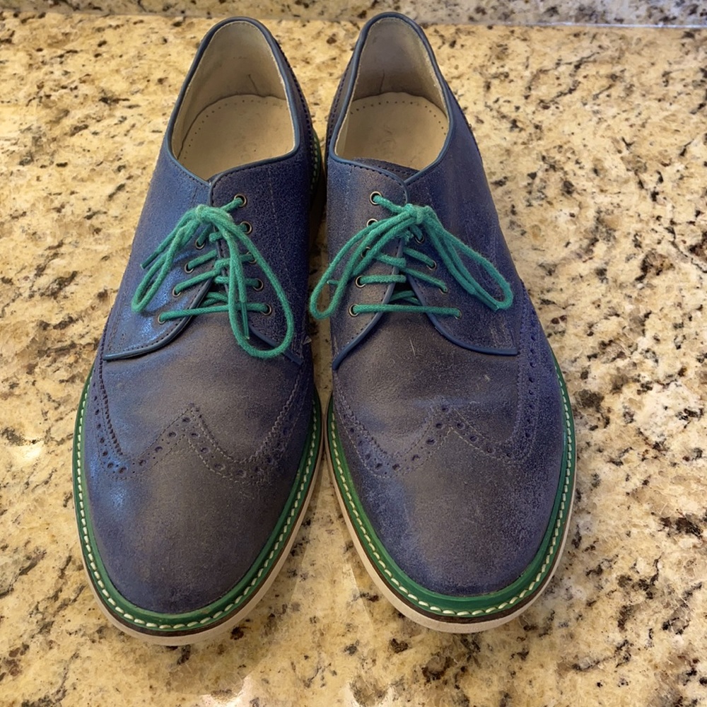 EUC COLE HAAN 10.5 white on green on denim!